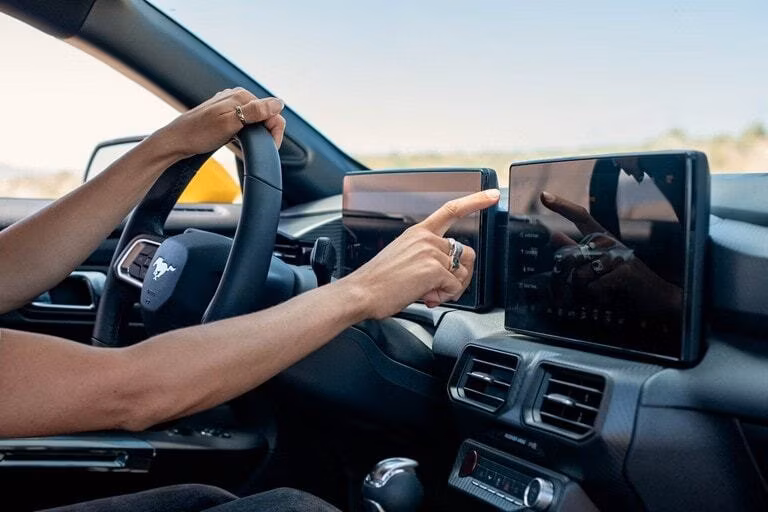 2025 Ford 2024 Mustang® EcoBoost® Convertible - Image 10