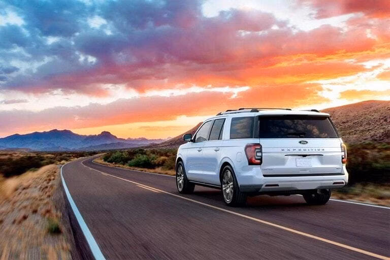 2025 Ford 2024 Expedition® Limited MAX (4x2/4x4 Expedition MAX) - Image 8