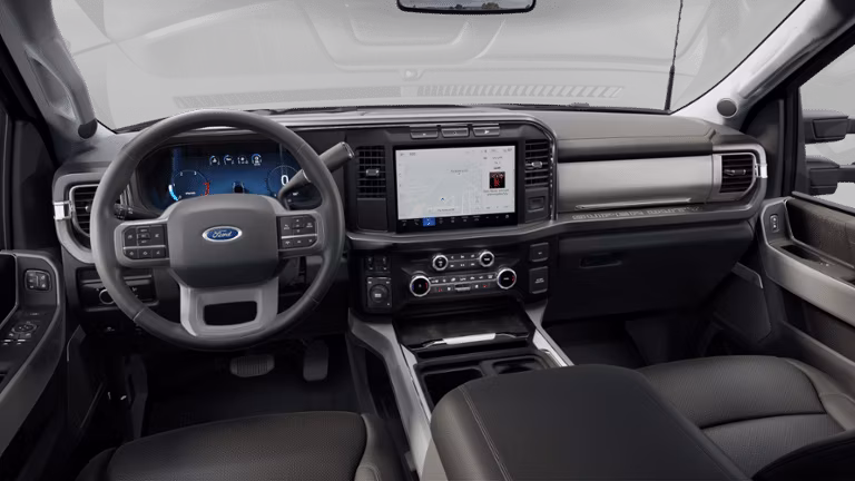 2025 Ford 2024 Super Duty® F-450® LARIAT 6.7L Power Stroke® V8 Turbo Diesel - Image 7