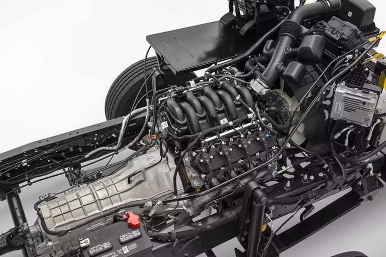 2026 Ford 2025 E-450 Stripped Chassis - Image 3