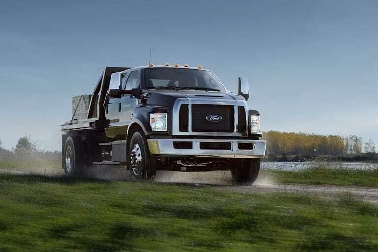 2025 Ford 2025 Ford F-750 SD Gas Straight Frame 7.3L 2V DEVCT NA FPI V8 Gas - Image 6