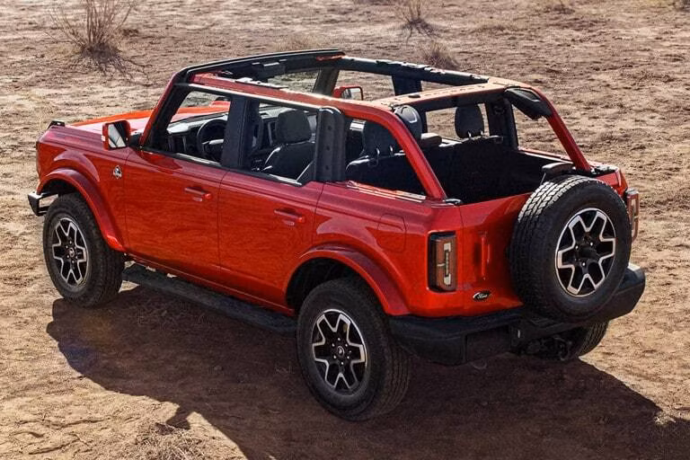 2025 Ford 2024 Bronco® Outer Banks® 3.0L EcoBoost® Everglades™ (4-Door) - Image 8