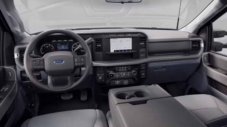 2025 Ford 2024 Super Duty® F-350® XLT 6.8-litre V8 Crew Cab 4x2/4x4 - Image 9