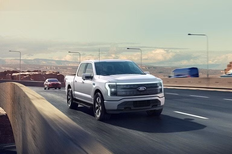 2025 Ford 2024 F-150 Lightning® Platinum® SuperCrew® 4x4 - Image 8