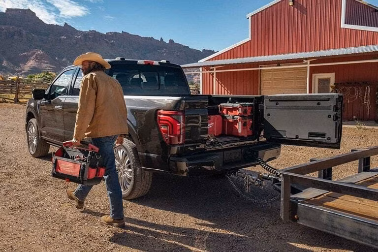 2026 Ford 2025 F-150® King Ranch® 2.7L Ecoboost® V6 SuperCab 6.5-ft Styleside 4x2 - Image 10