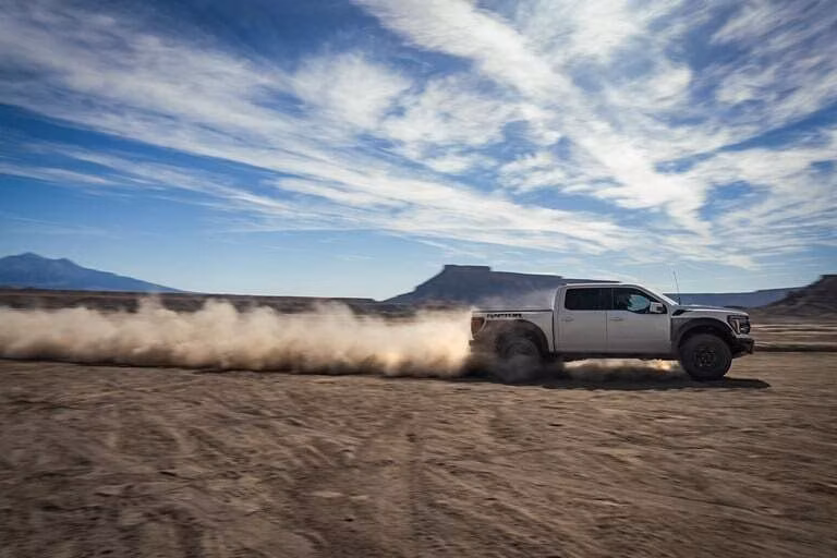 2026 Ford 2025 F-150® Raptor® 3.5L EcoBoost® V6 SuperCrew® 5.5-ft Styleside 4x4 - Image 10