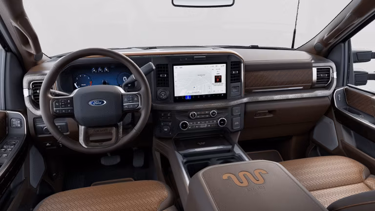 2026 Ford 2025 Super Duty® F-250® King Ranch® 6.8L V8 Gas Crew Cab 4x2/4x4 - Image 7