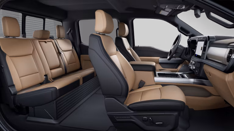 2026 Ford 2025 Super Duty® F-250® Lariat 7.3L 2V Devct Na Pfi V8 Gas Regular Cab 4x2/4x4 - Image 6