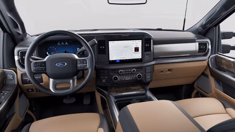 2025 Ford 2025 Super Duty® F-350® Lariat® 6.8L V8 Gas Super Cab 4x2/4x4 - Image 7