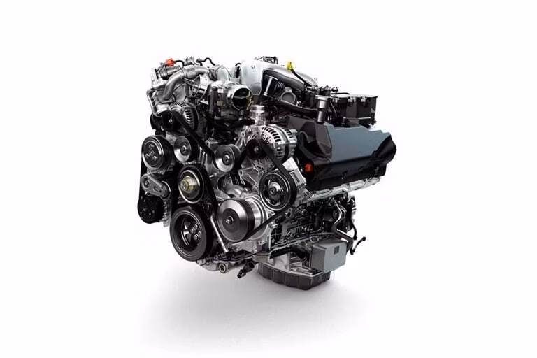 2025 Ford 2025 Super Duty® F-350® XL 6.7L Power Stroke® V8 Turbo Diesel Crew Cab 4x2/4x4 - Image 8