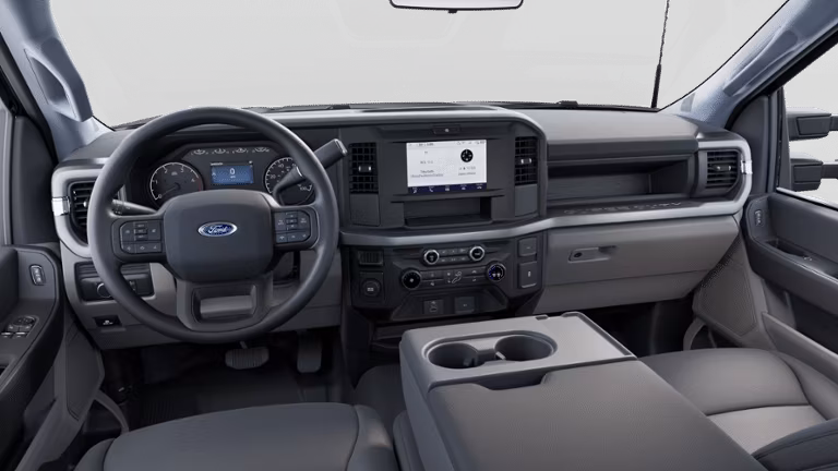 2025 Ford 2025 Super Duty® F-450® XLT 7.3L 2V DEVCT NA PFI V8 Gas Super Cab 4x2/4x4 - Image 7