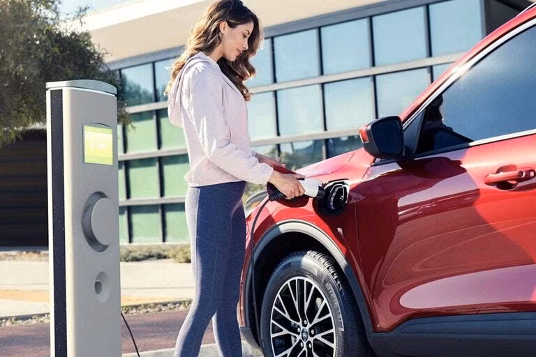 2025 Ford 2025 Escape® Plug-in Hybrid 2.5L Plug-in Hybrid - Image 10