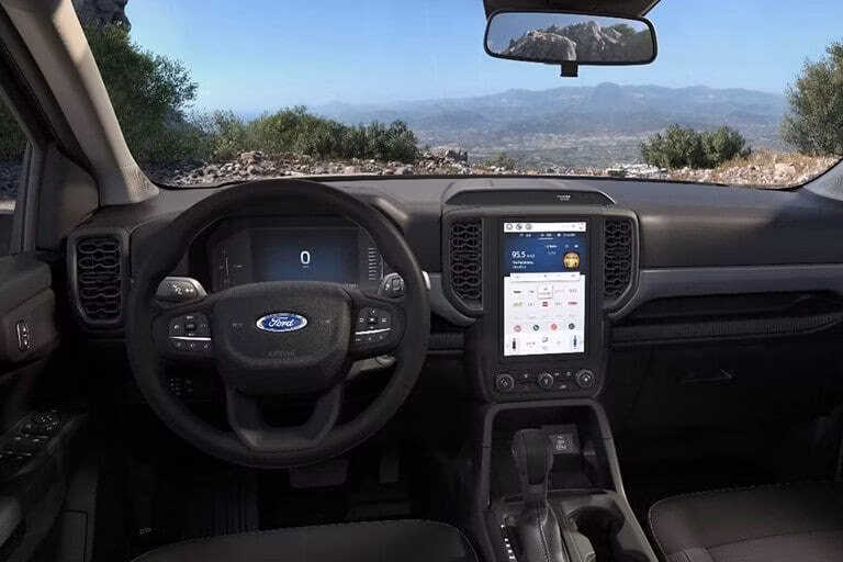 2025 Ford 2025 Ranger® XL 3.0L EcoBoost® SuperCrew® Styleside 4x2 4x4 - Image 8