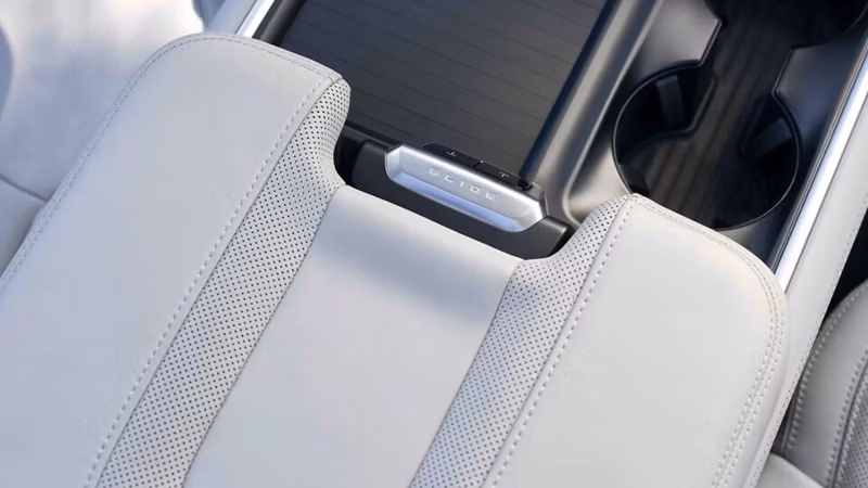 2025 Ford Expedition® Active® - Image 10