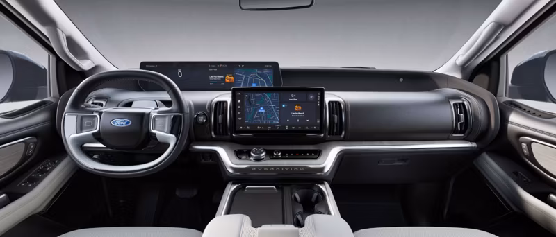 2026 Ford Expedition® Tremor® - Image 3