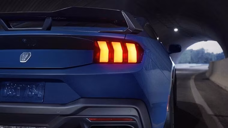 2025 Ford 2025 Mustang® EcoBoost® Premium Fastback - Image 32